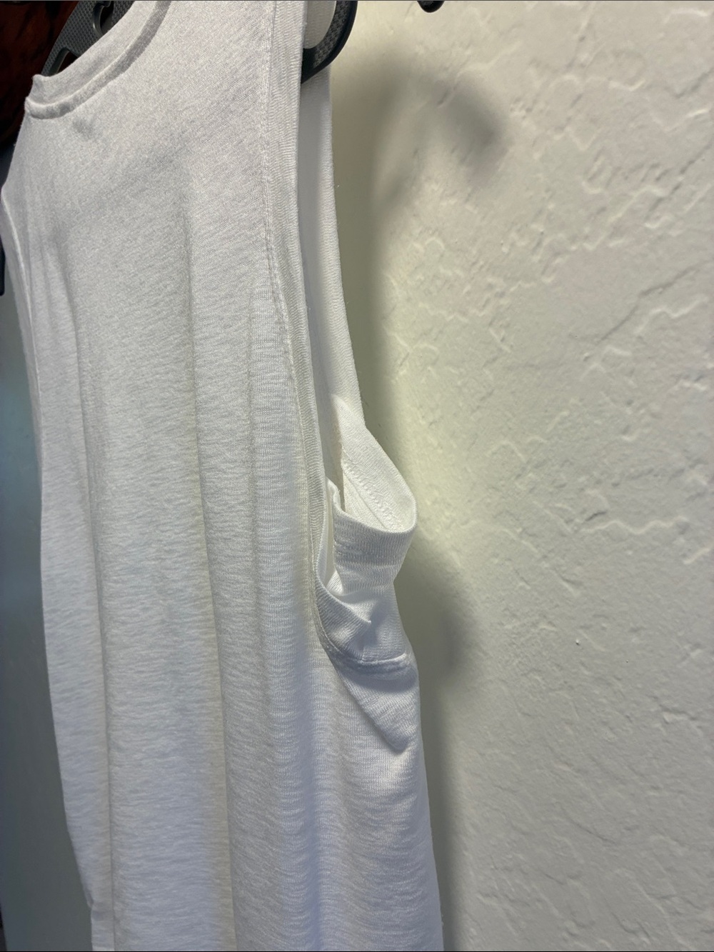 Athleta White Muscle Tank Tee Size Small - Picture 3 of 7